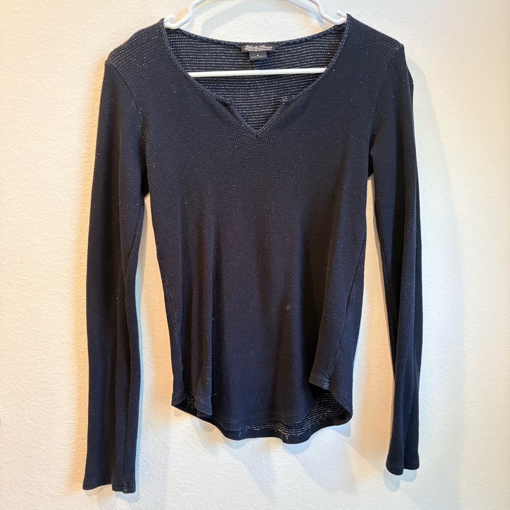 Lucky Brand Black Metallic Silver Shimmer Thermal Knit V-Neck Top - Small